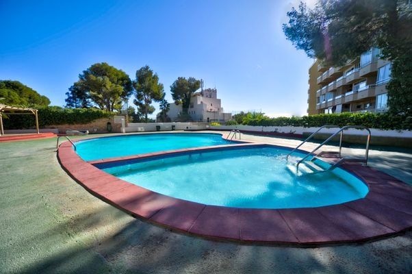 Swimming pool in Illetas