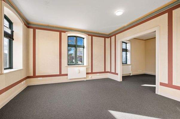 Büroräume im Erdgeschoss