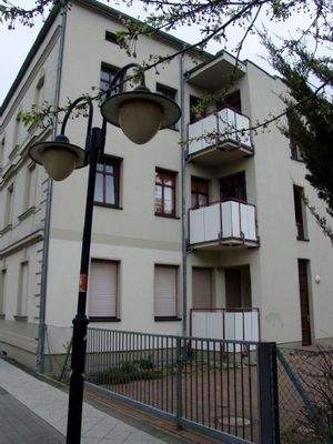 Virchowstr. 16, Hofseite mit Balkonen