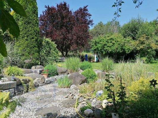 weitläufiges Anwesen