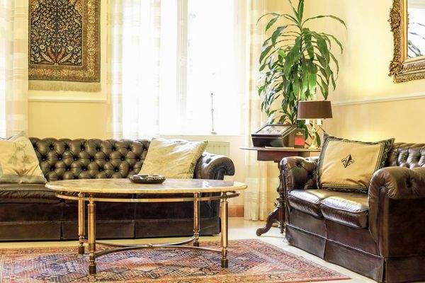 Lounge 1