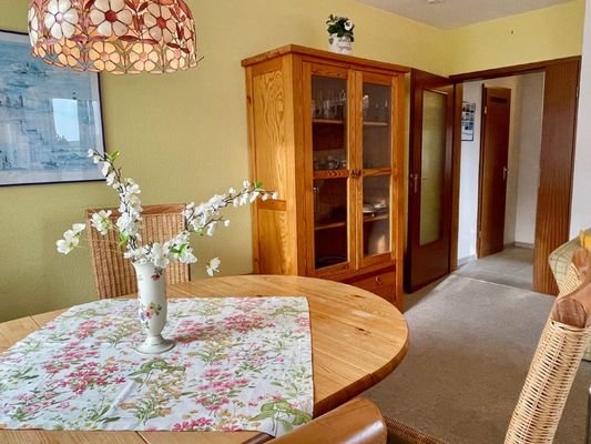 Wohn- und Esszimmer