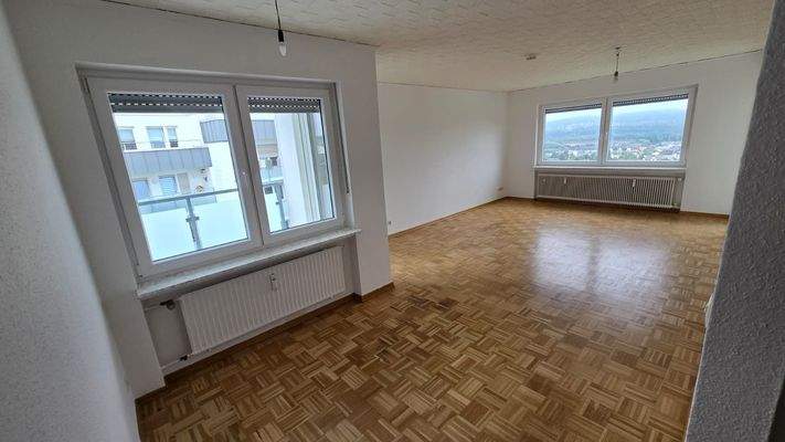 Geräumiges Wohnzimmer