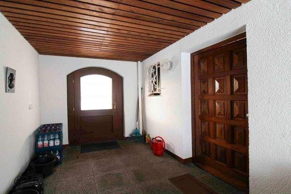 Anbau und Hauseingang