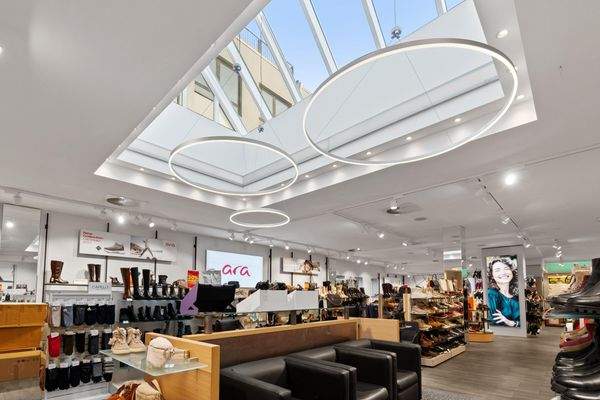 Lichtdurchflutete Fläche