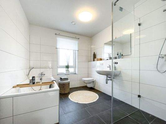 Leverkusen - Musterhaus Zuckerberg - Bad