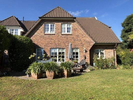 Imposante Gartenansicht 