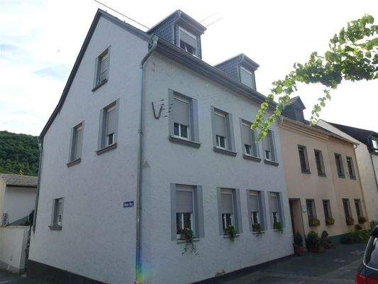 Hausansicht von der Straße