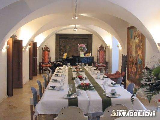 rittersaal-im-erdgeschoss