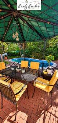 Pavillon &amp; Pool.jpg