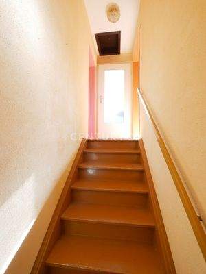 Treppenaufgang zum DG