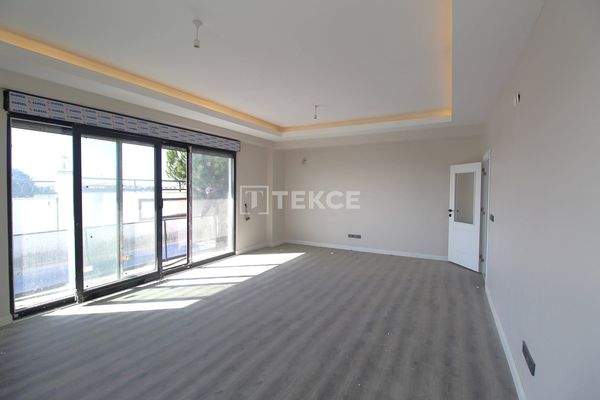 Villas with Spacious Garden in İstanbul Silivri