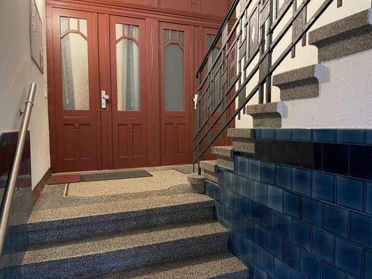 Treppenhaus im Eingangsbereich