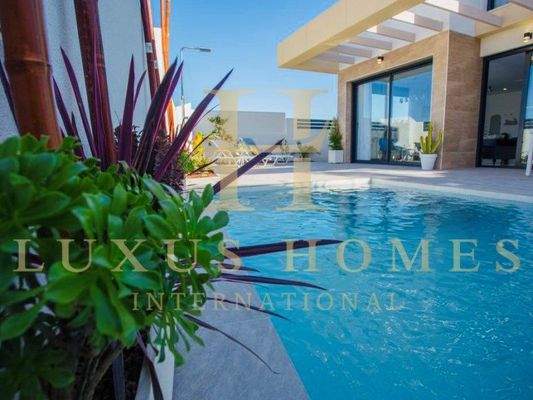 0DB7991E-EDD2-4EB2-A829-47EBEB94525B