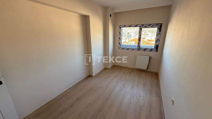 Apartments in a Building with Indoor Parking in İzmir Karşıyaka