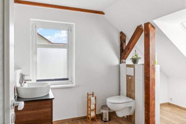 Duschbad im Dachgeschoß