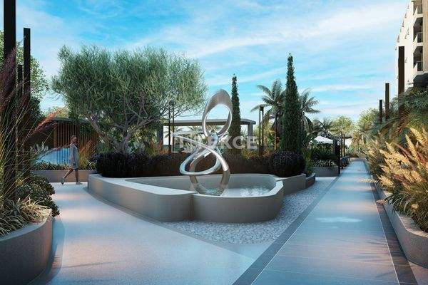 Flats in a Complex with Indoor and Outdoor Pool in Antalya