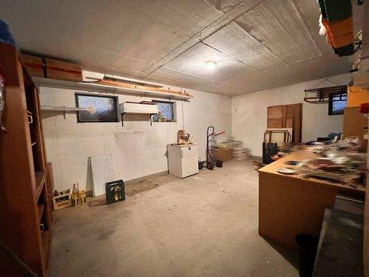 Riesiger Wohnungseigener Keller