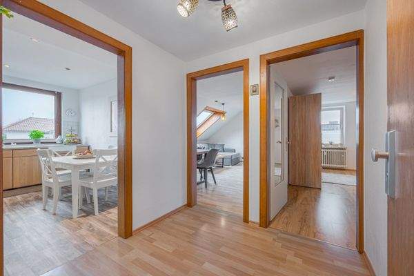 Wohnung 4 -Dachgeschoss rechts