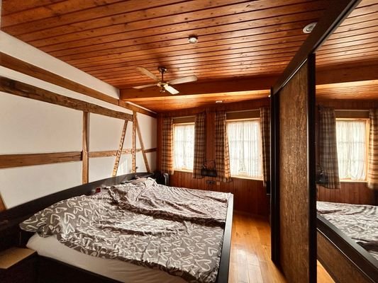 Schlafzimmer 2.OG