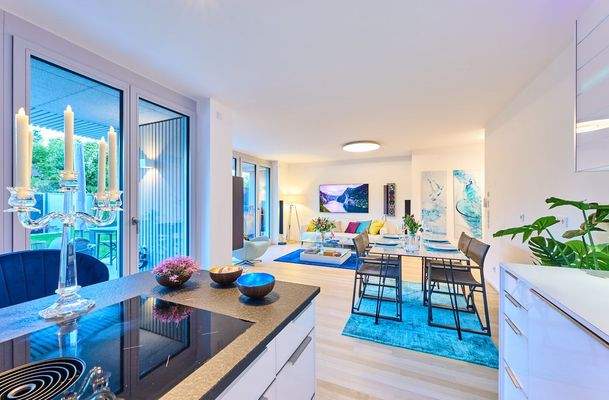 Blick zum Wohn- & Essbereich