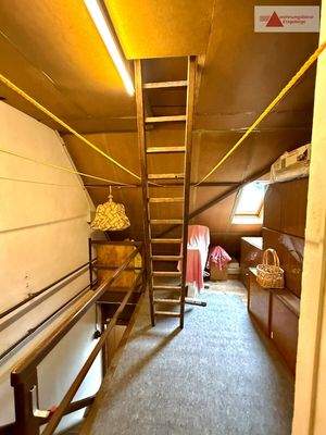 G - Zugang Spitzboden 2