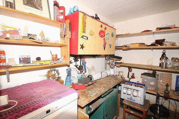 Der eigene Kellerraum mit Stromanschluß