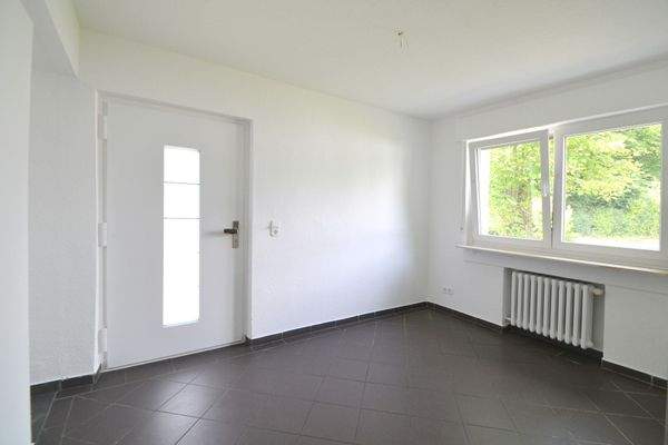 Teilansicht Eingangsbereich....