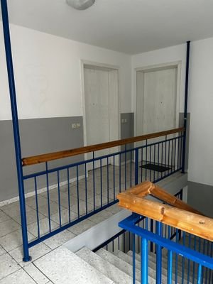 Treppenhaus / Zugang zur Wohnung
