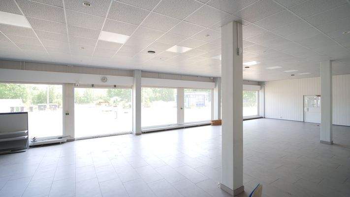 Verkaufsraum /Lager /Büro etc.