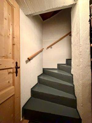 - Kellertreppe - 