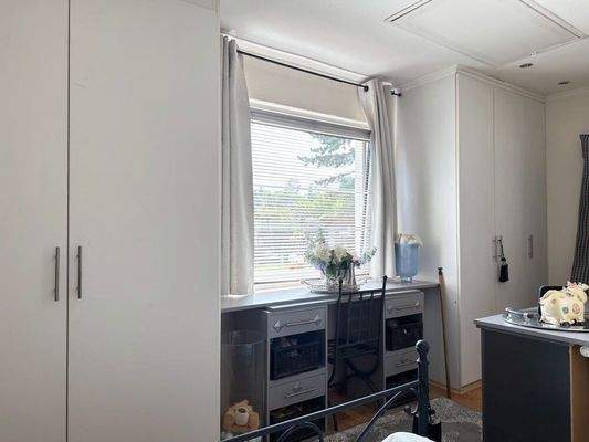 14339 LooseImmo Schlafzimmer 