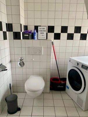 Badezimmer Ansicht 2