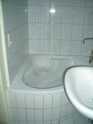 Bad mit Eckbadewanne