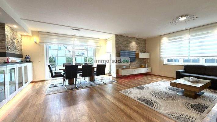 Wohn-Ess-Küchenbereich