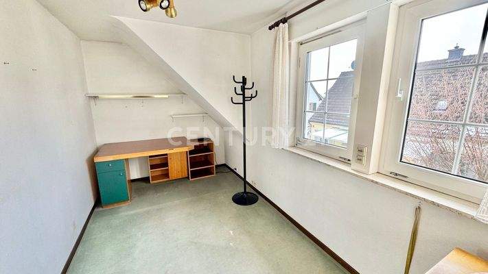 Individuell anpassbar – Büro oder Ankleidezimmer