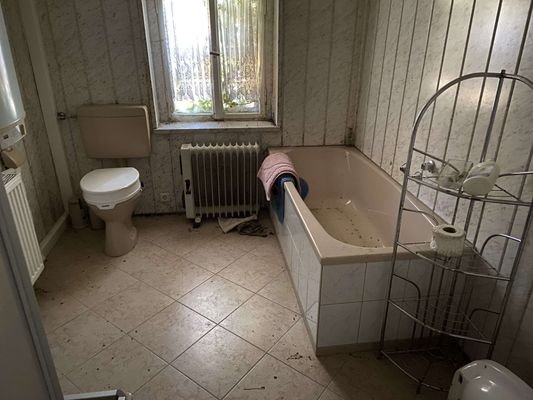 Badezimmer EG