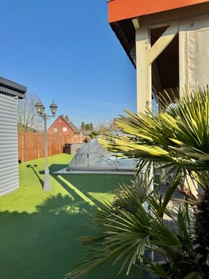 uneinsehbarer Garten mit Pool
