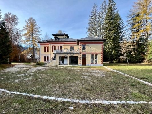 Jugendstilvilla in Panoramalage am Lavarone-See - Trentino / Südtirol