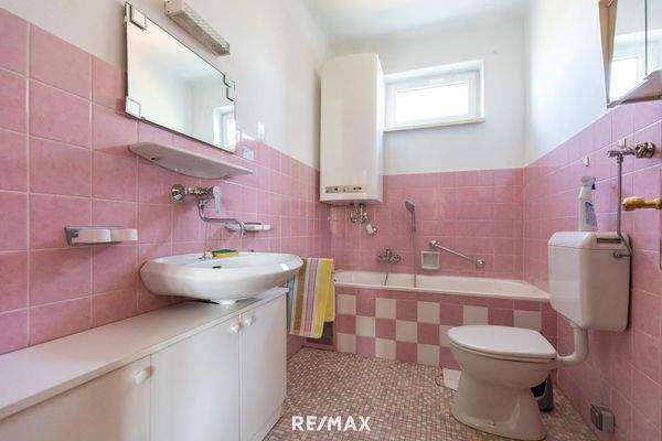 Wohnhaus Mönchhof Bad OG