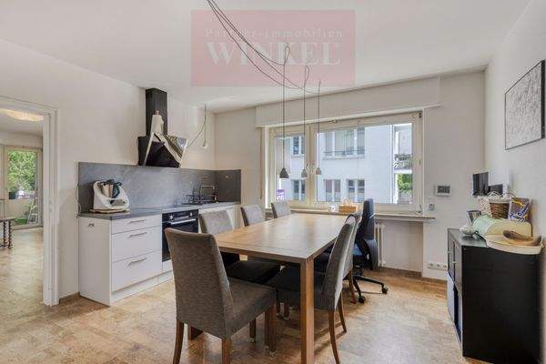 Wohnküche mit Einbauküche 