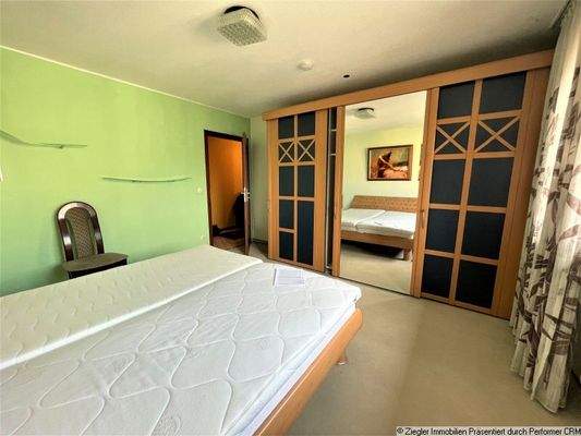 Schlafzimmer, Ansicht A