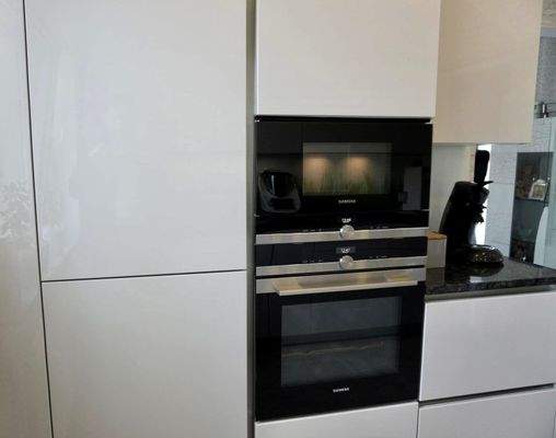 Komfort-Küche mit Siemens Einbaugeräten