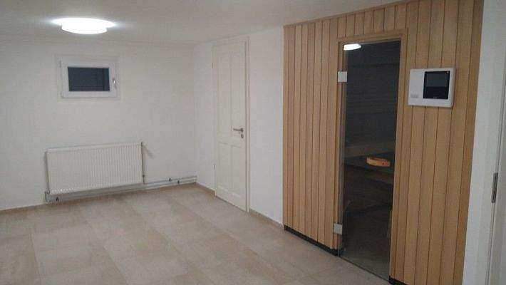 Sauna und Fitness-Raum