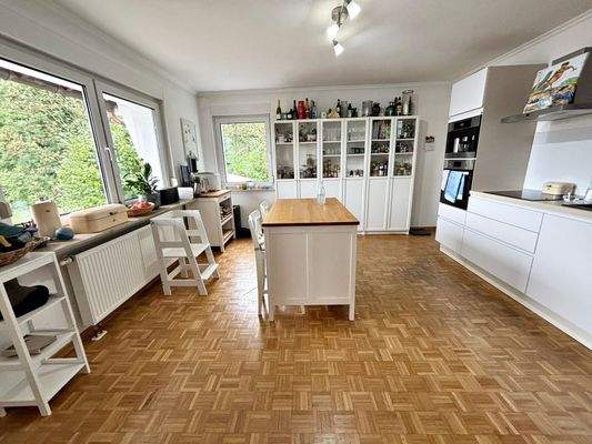 Küche und Essbereich
