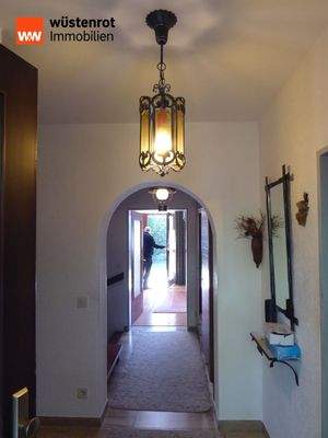 Flur Blick zum Wohnzimmer