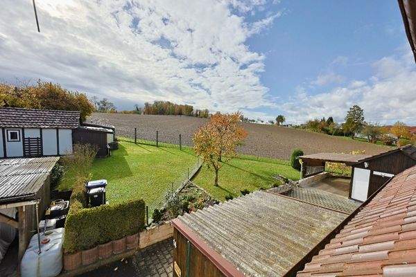 Ausblick zum Schloss