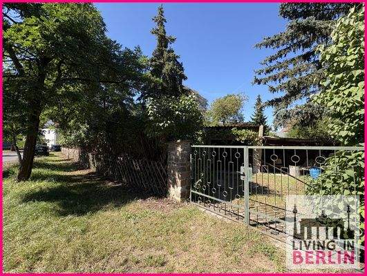 Straßenansicht Seitenstraße