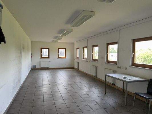 Bürotrakt Schulungsraum