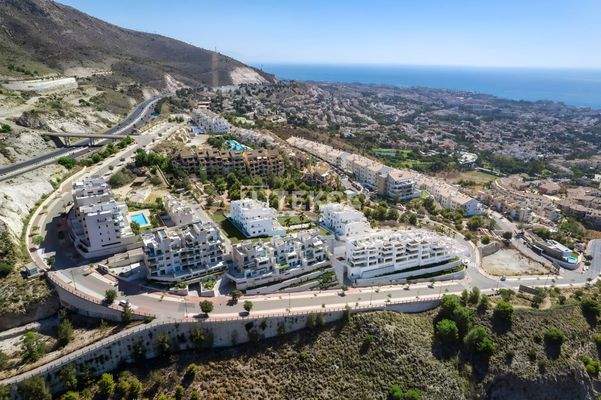 Stylish Apartments in a Prestigious Complex in Benalmadena